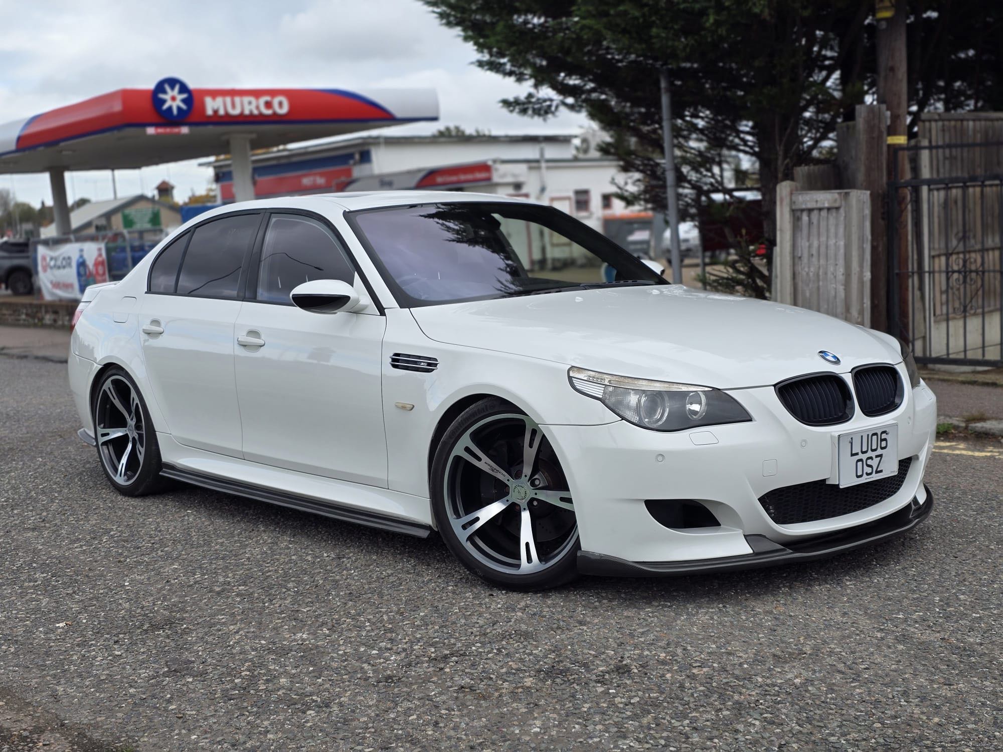 BMW M5 5.0 V10 Saloon 4dr Petrol SMG Euro 4