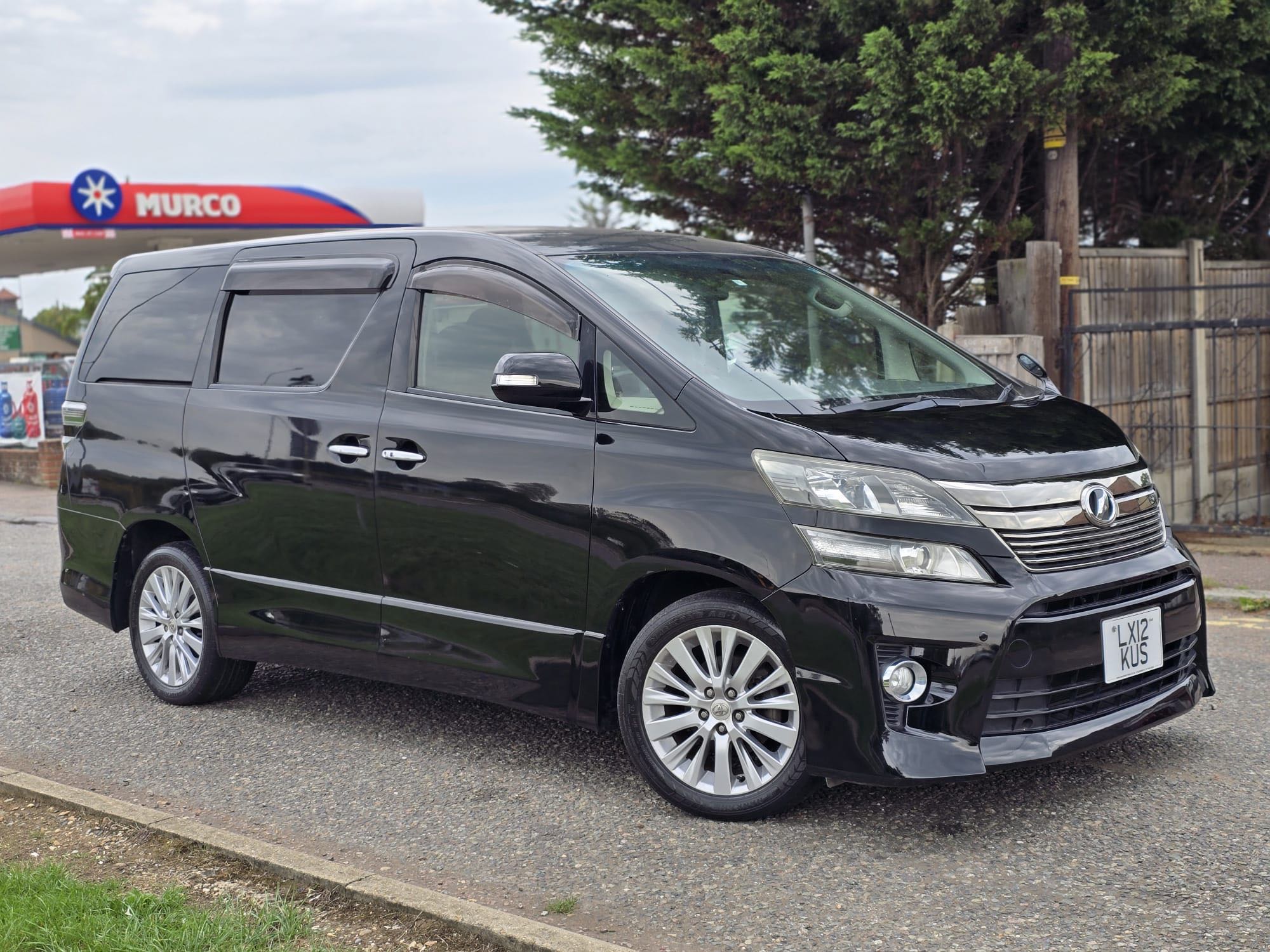 TOYOTA VELLFIRE G PACKAG 2012(12) 2.4CC PETROL 2012(12) 8 SEATERS