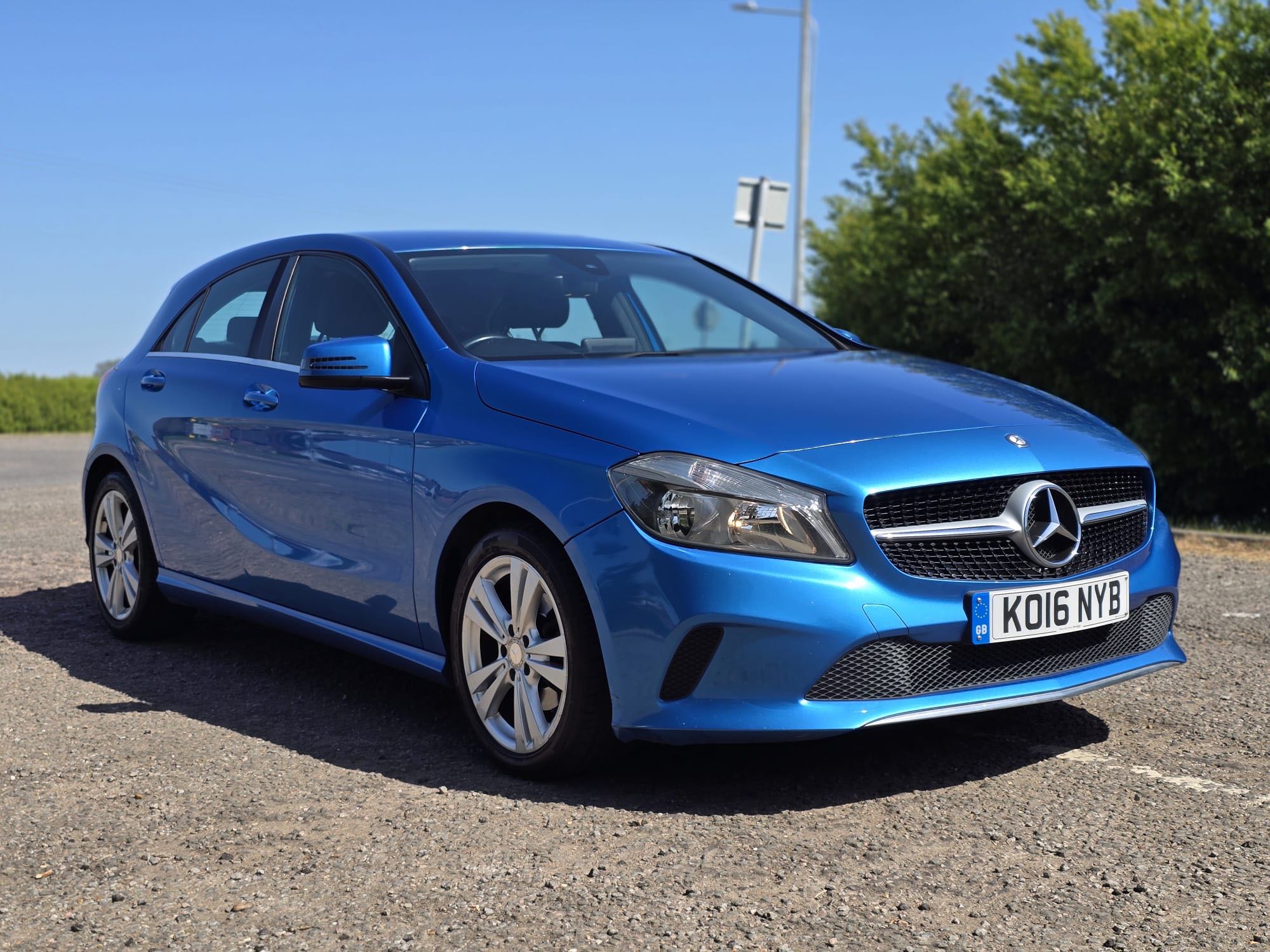 MERCEDES-BENZ A CLASS A180 Sport 5dr Auto