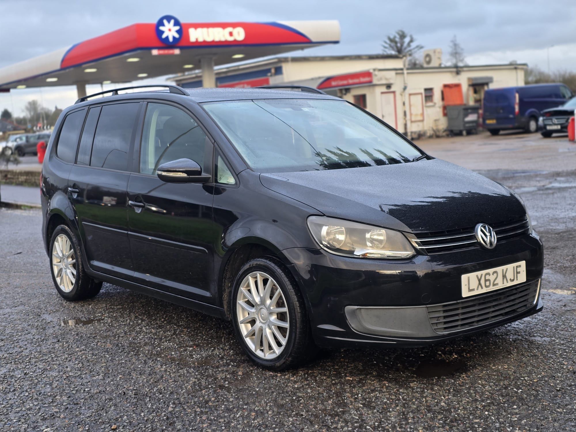 VOLKSWAGEN TOURAN 2012 SE 5 Door M.P.V. (7 Seats) 1390cc (140 BHP) Petrol Automatic