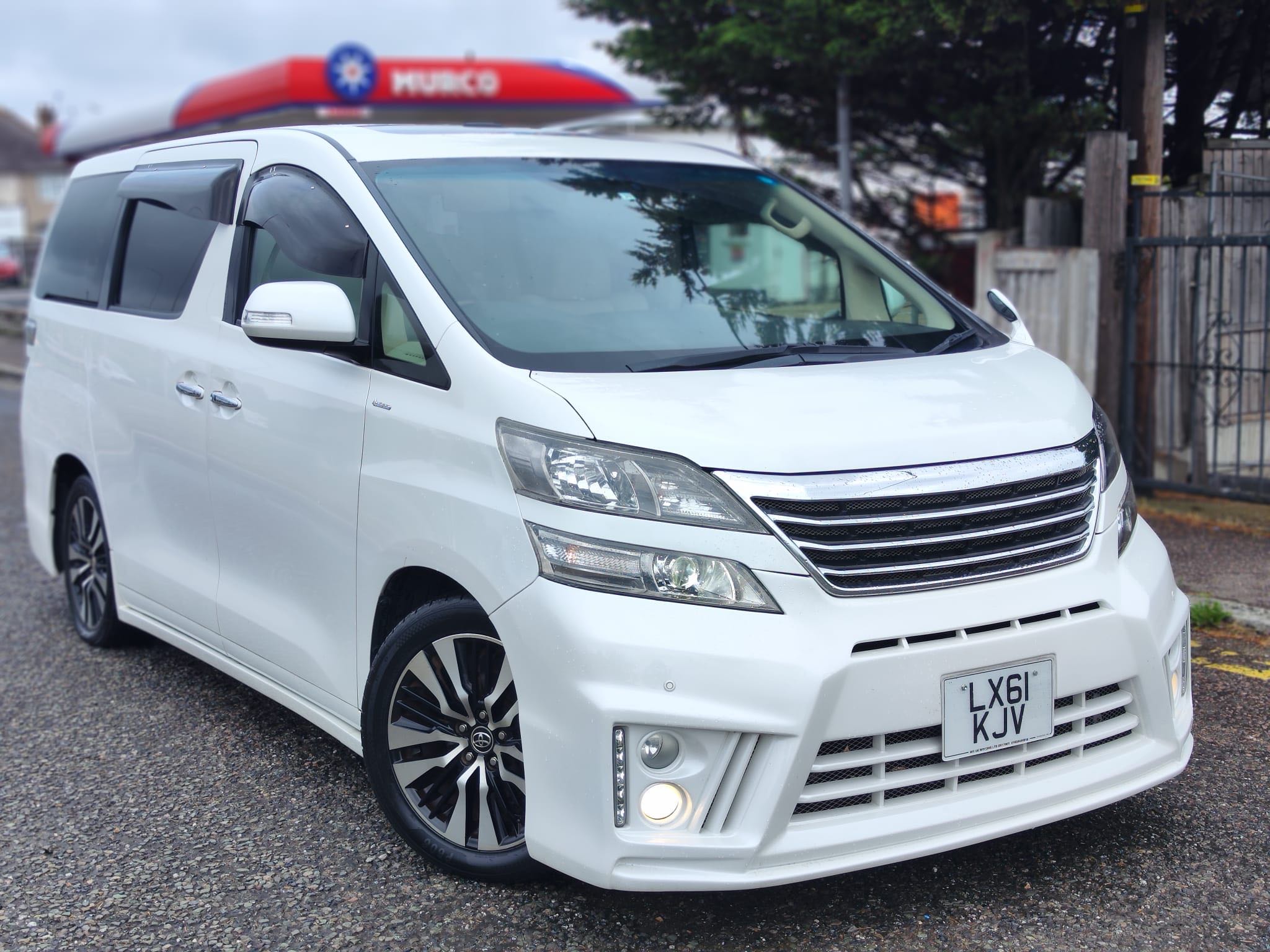 TOYOTA VELLFIRE WHITE VL-EDITION 3.5 V6 PETROL 2011(61) 7 SEATERS TOP SPECS,ULEZ FREE,
