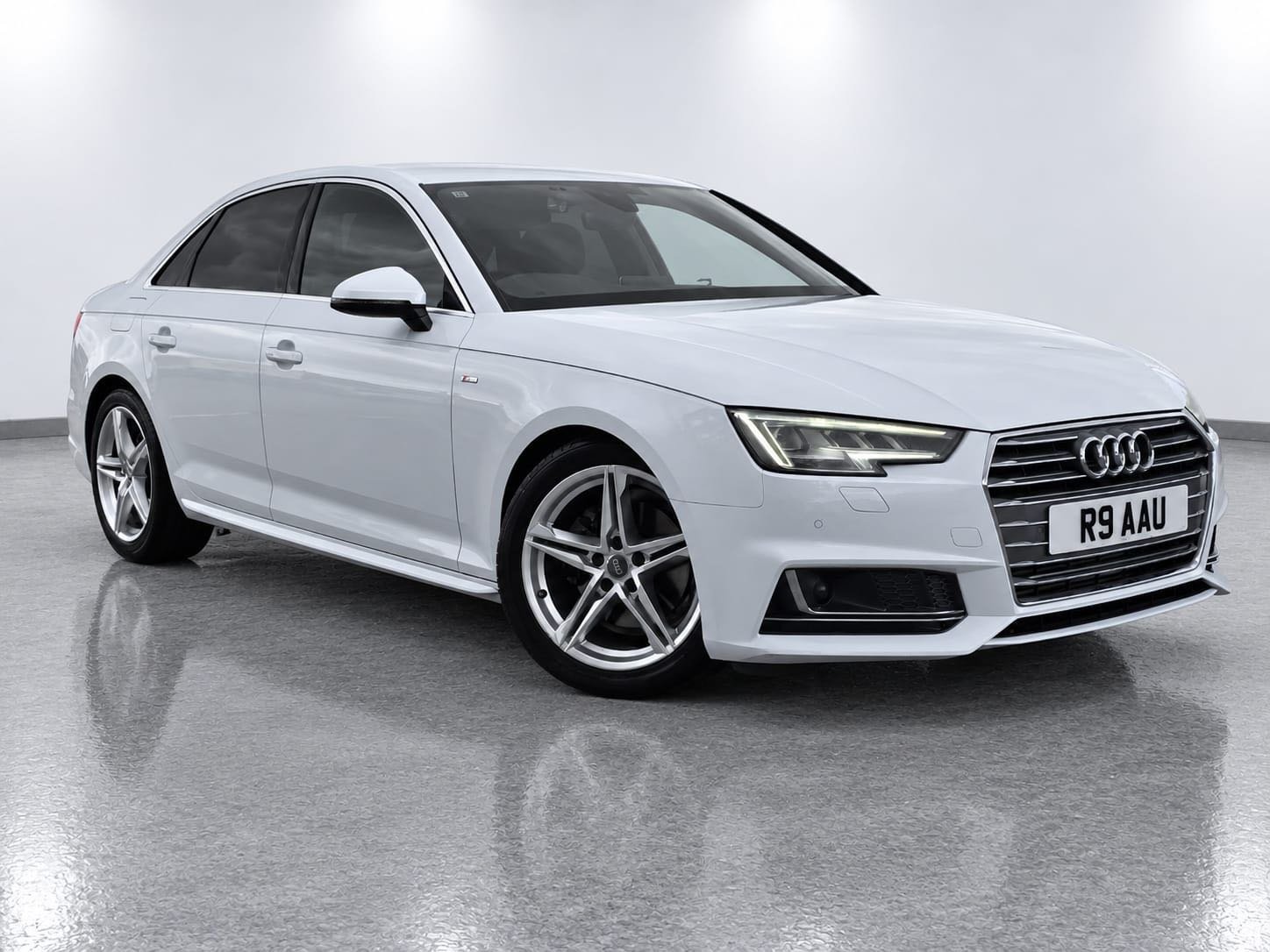 Audi A4 S Line 2.0 40TFSI 2017 Virtual Cockpit, Matrix LED, Low Mileage