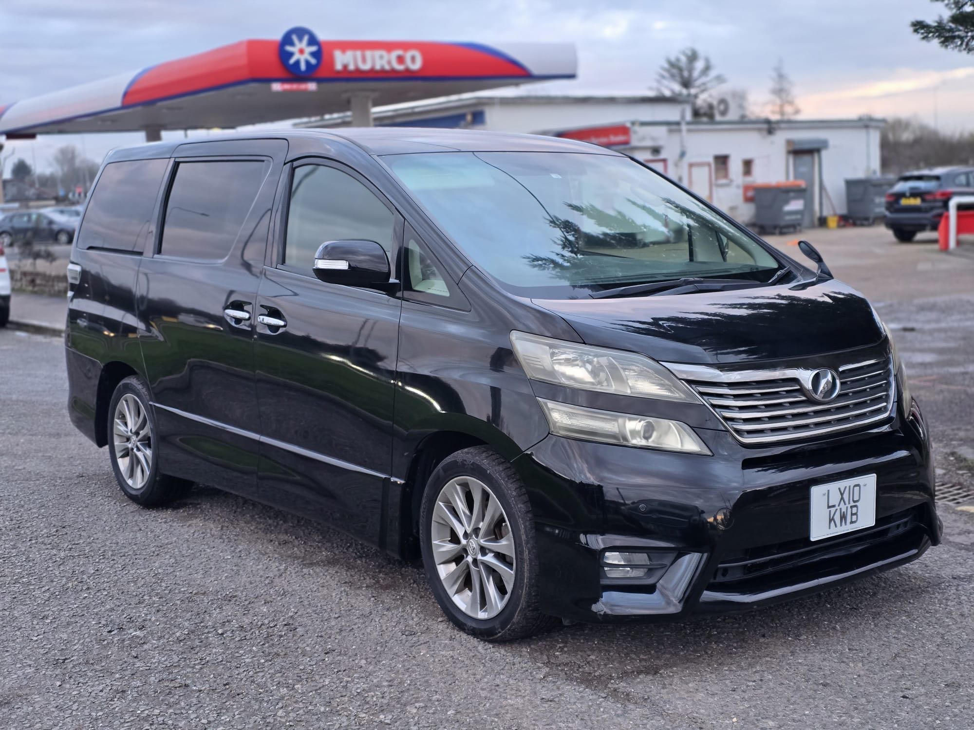 TOYOTA VELLFIRE 2.4 Z PLATINUM SELECTION, 7 SEATERS