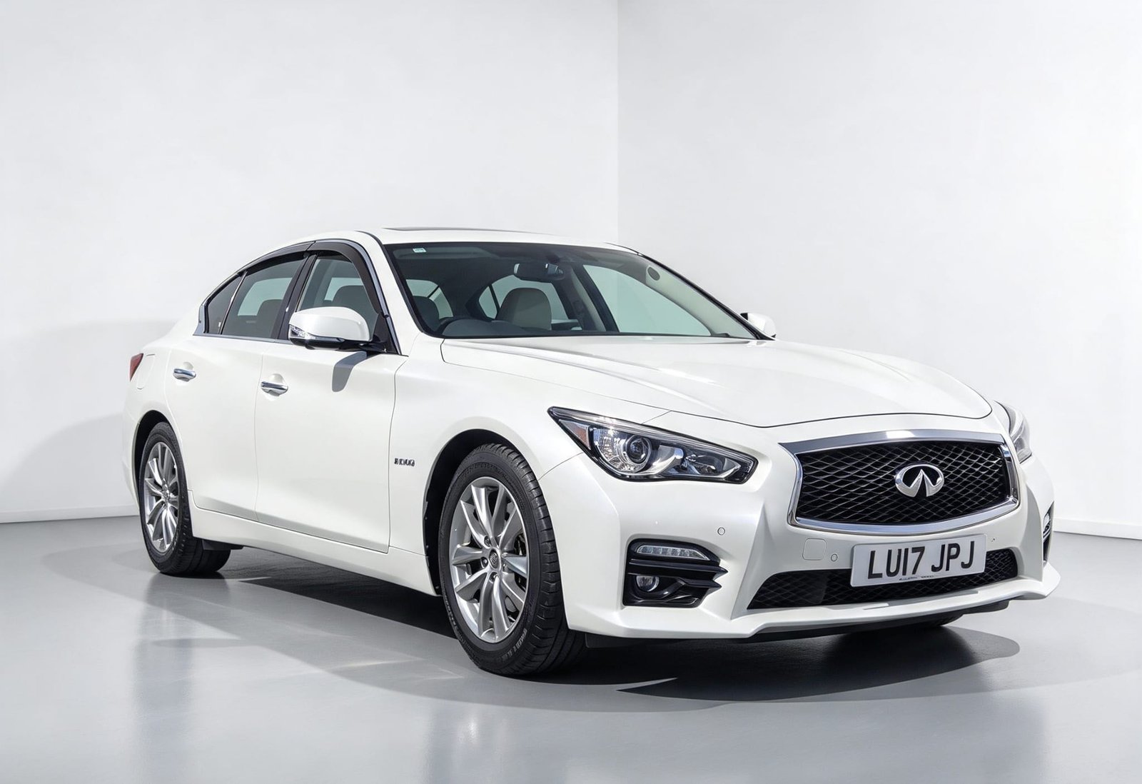 INFINITI Q50 HYBRID PREMIUM 3.5h PETROL/HYBRID 350GT,